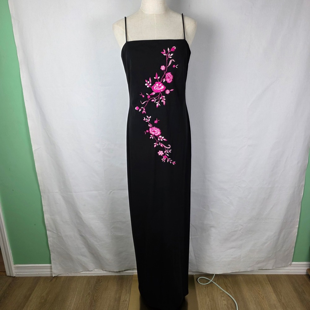 Adrianna Papell Black Floral Embroidered Spaghetti Strap Maxi Evening Dress 10